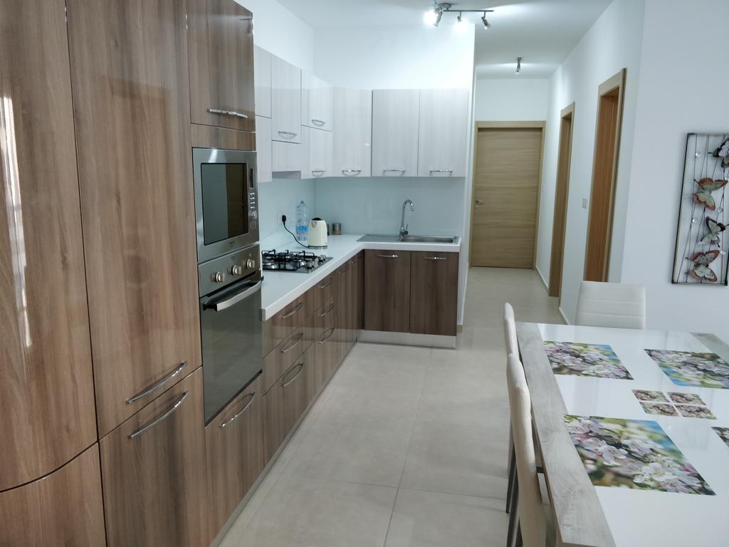 Sunstone Court Apartman San Pawl il-Baħar Kültér fotó